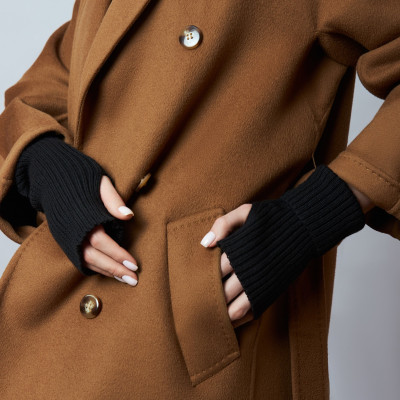 Glovelettes 03