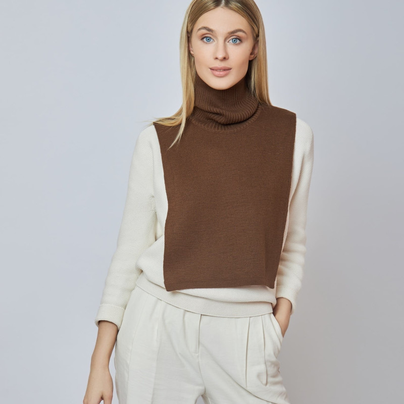 Turtleneck 02