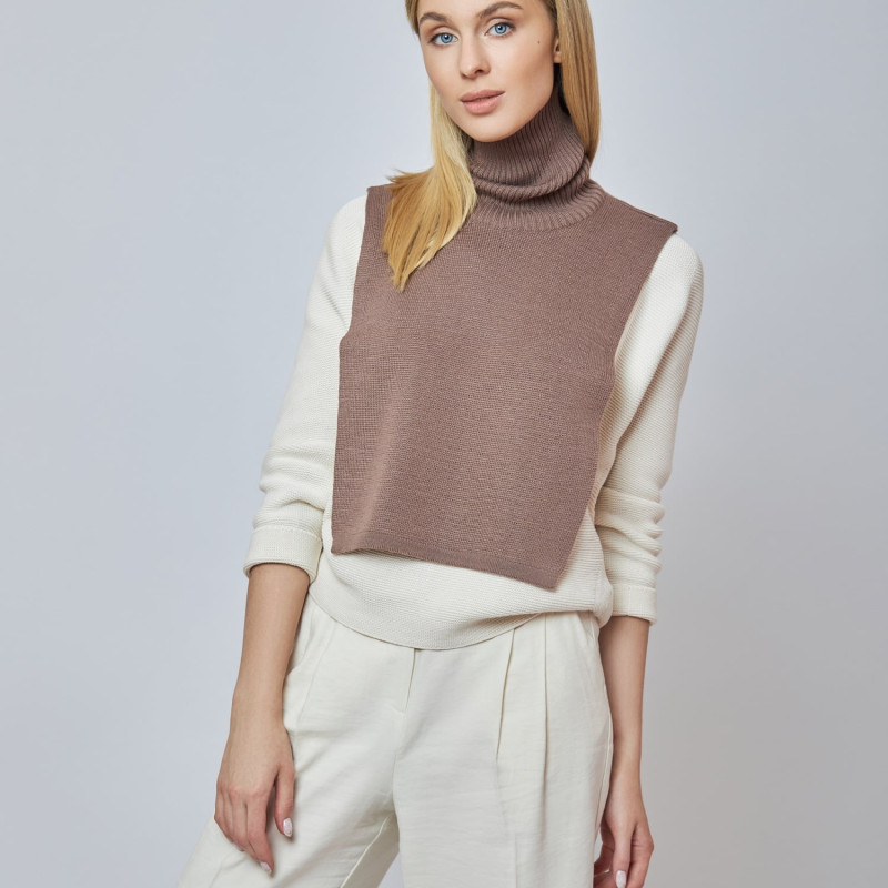 Turtleneck 02