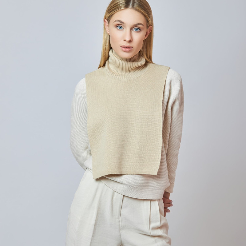 Turtleneck 04